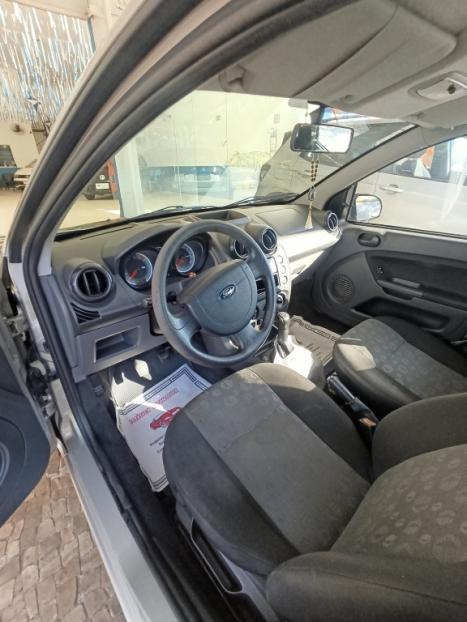 FORD Fiesta Hatch 1.6 4P FLEX, Foto 6