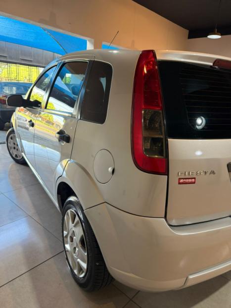 FORD Fiesta Hatch 1.6 4P FLEX, Foto 5