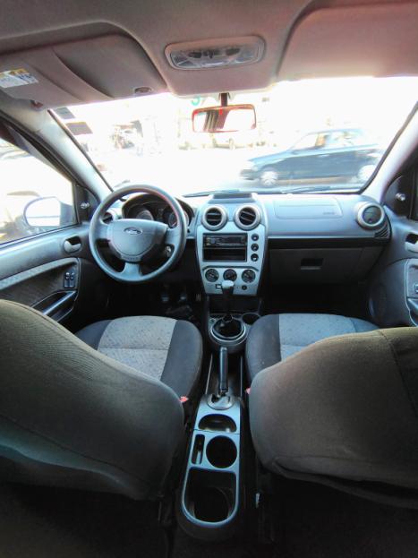 FORD Fiesta Hatch 1.6 CLASS, Foto 4