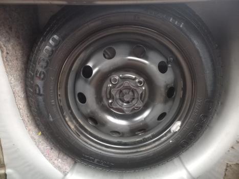 FORD Fiesta Hatch 1.0 4P FLEX, Foto 3