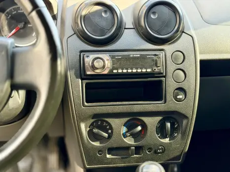 FORD Fiesta Hatch 1.0 4P FLEX, Foto 8