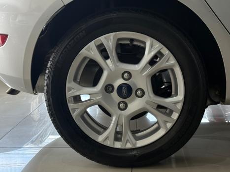 FORD Fiesta Hatch 1.6 4P FLEX, Foto 10