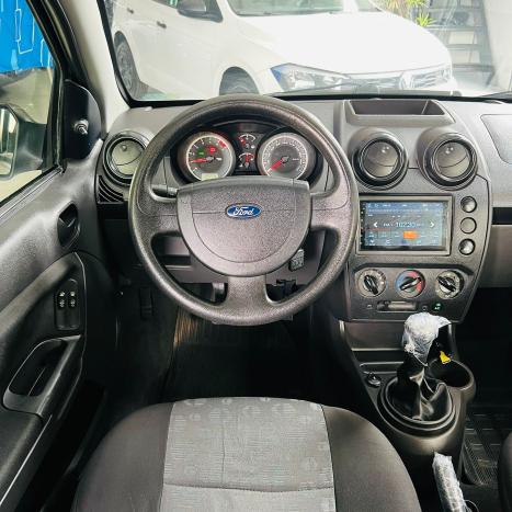 FORD Fiesta Hatch 1.0, Foto 8