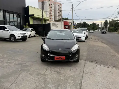FORD Fiesta Hatch 1.6 16V 4P FLEX TITANIUM PLUS POWERSHIFT AUTOM�TICO, Foto 2