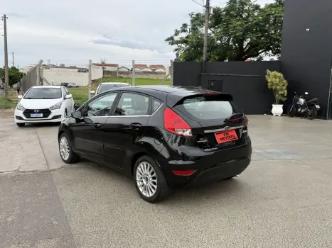 FORD Fiesta Hatch 1.6 16V 4P FLEX TITANIUM PLUS POWERSHIFT AUTOM�TICO, Foto 8