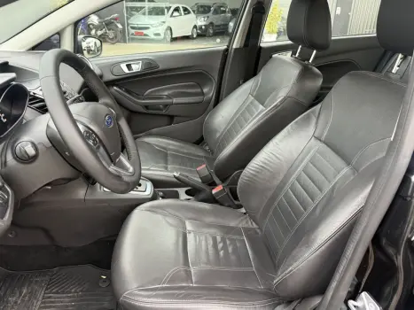 FORD Fiesta Hatch 1.6 16V 4P FLEX TITANIUM PLUS POWERSHIFT AUTOM�TICO, Foto 10