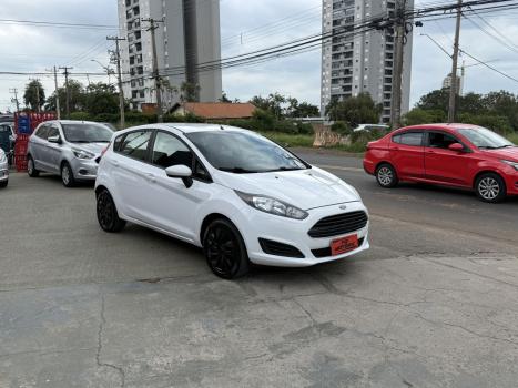FORD Fiesta Hatch 1.5 16V 4P S FLEX, Foto 4