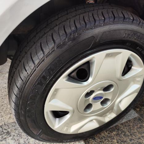 FORD Fiesta Hatch 1.0 4P FLEX, Foto 8