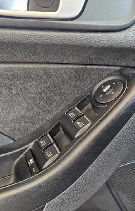 FORD Fiesta Hatch 1.6 16V 4P FLEX SE POWERSHIFT AUTOM�TICO, Foto 14