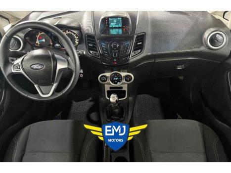 FORD Fiesta Hatch 1.6 4P ROCAM FLEX, Foto 8