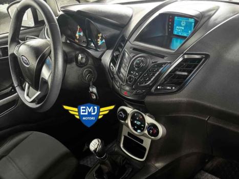 FORD Fiesta Hatch 1.6 4P ROCAM FLEX, Foto 9