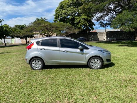 FORD Fiesta Hatch 1.5 16V 4P S FLEX, Foto 10