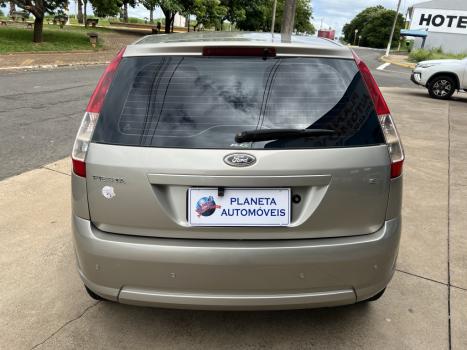 FORD Fiesta Hatch 1.6 4P CLASS FLEX, Foto 6