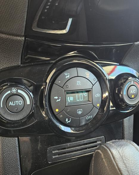 FORD Fiesta Hatch 1.6 16V 4P FLEX TITANIUM PLUS POWERSHIFT AUTOM�TICO, Foto 12