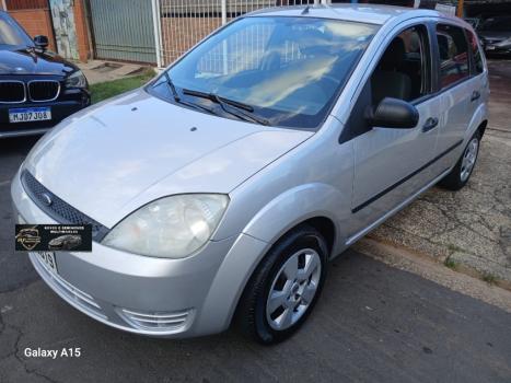 FORD Fiesta Hatch 1.6 4P, Foto 4