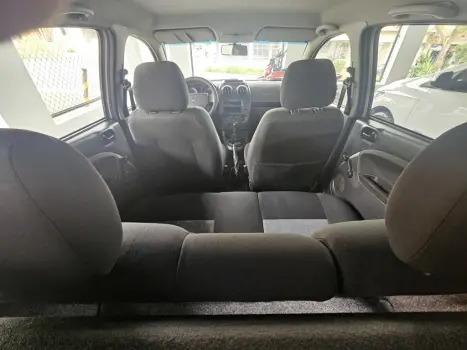 FORD Fiesta Hatch 1.6 4P, Foto 6