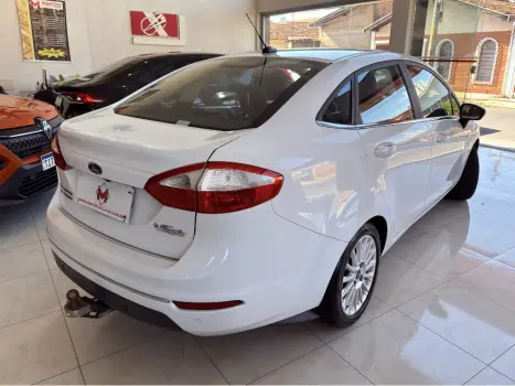 FORD Fiesta Hatch 1.6 4P FLEX TITANIUM PLUS POWERSHIFT AUTOM�TICO, Foto 6