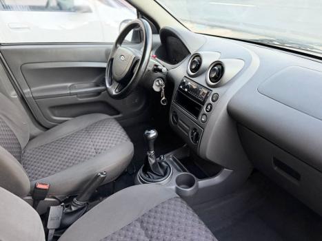 FORD Fiesta Hatch 1.0 4P, Foto 7