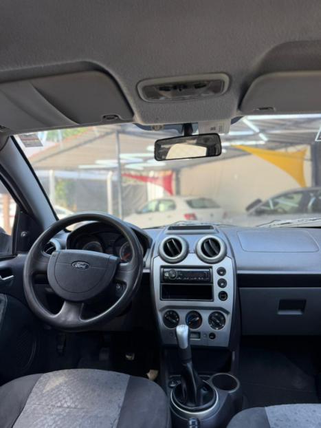 FORD Fiesta Hatch 1.6 4P CLASS FLEX, Foto 2