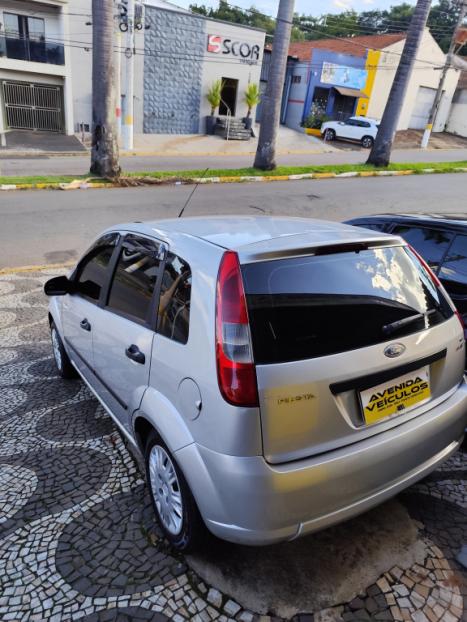 FORD Fiesta Hatch 1.6, Foto 7