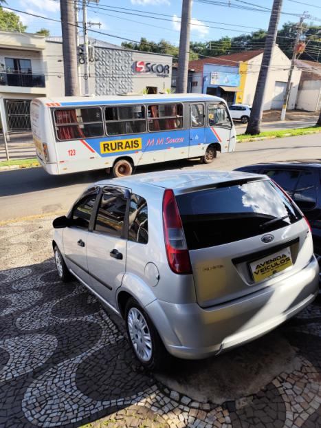 FORD Fiesta Hatch 1.6, Foto 9