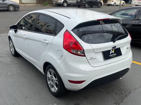 FORD Fiesta Hatch 1.6 16V 4P FLEX SE POWERSHIFT AUTOM�TICO, Foto 6