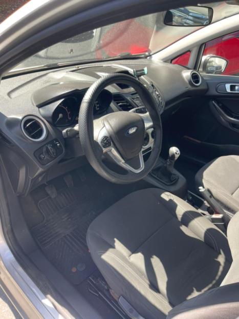 FORD Fiesta Hatch 1.6 4P, Foto 8