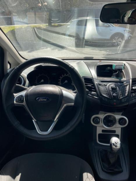 FORD Fiesta Hatch 1.6 4P, Foto 9