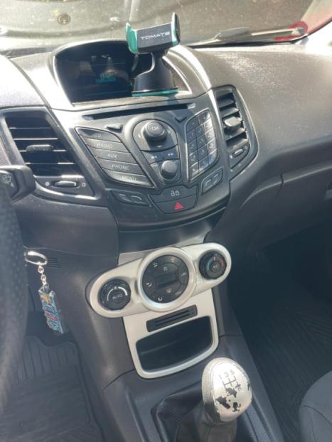 FORD Fiesta Hatch 1.6 4P, Foto 10