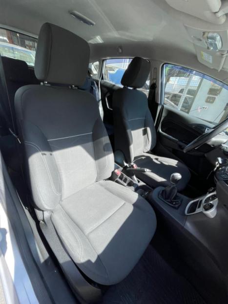 FORD Fiesta Hatch 1.6 4P, Foto 12