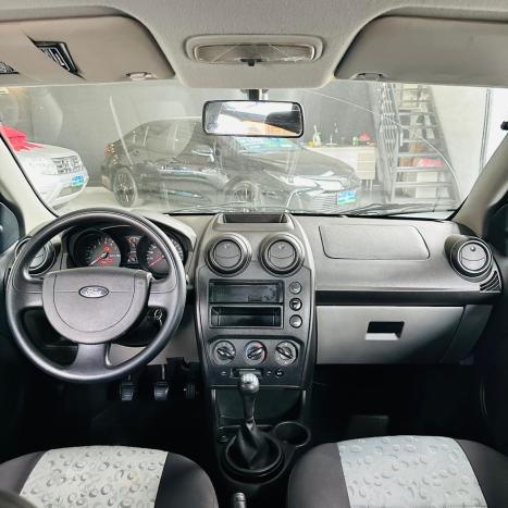 FORD Fiesta Hatch 1.0, Foto 9