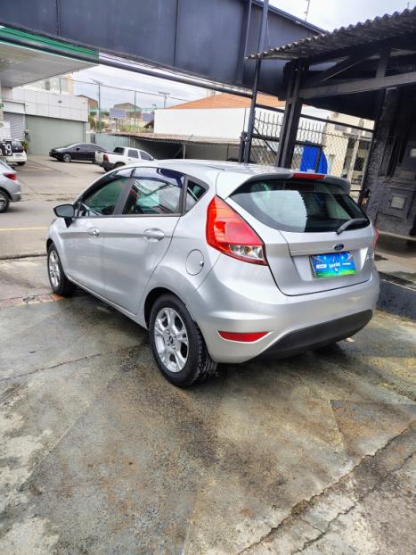 FORD Fiesta Hatch 1.5 16V 4P S FLEX, Foto 10