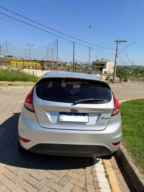 FORD Fiesta Hatch 1.5 16V 4P S FLEX, Foto 4