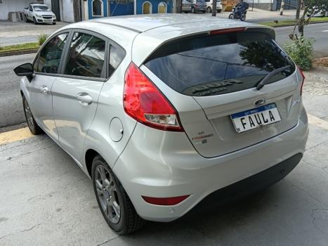 FORD Fiesta Hatch 1.6 16V 4P FLEX SE POWERSHIFT AUTOM�TICO, Foto 4