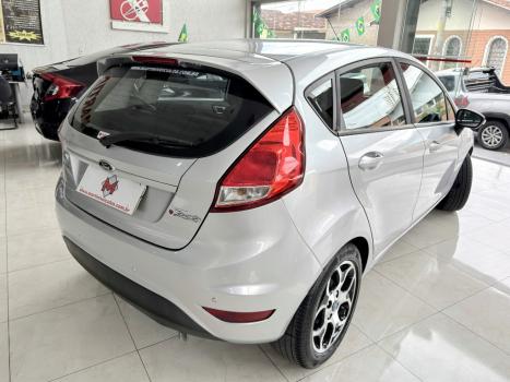 FORD Fiesta Hatch 1.6 16V 4P FLEX SE POWERSHIFT AUTOM�TICO, Foto 6