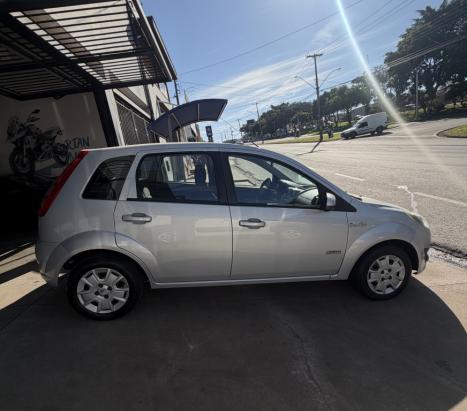 FORD Fiesta Hatch 1.6 4P, Foto 3