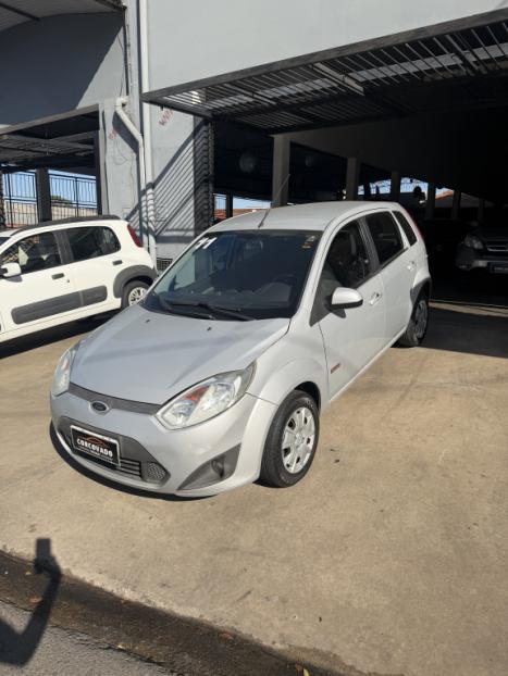 FORD Fiesta Hatch 1.6 4P, Foto 8