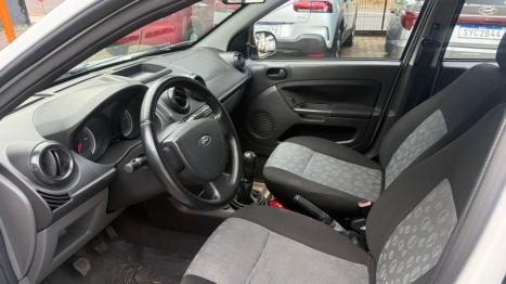 FORD Fiesta Hatch 1.0 4P, Foto 7