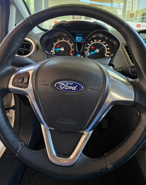 FORD Fiesta Hatch 1.6 4P FLEX SE POWERSHIFT AUTOM�TICO, Foto 16