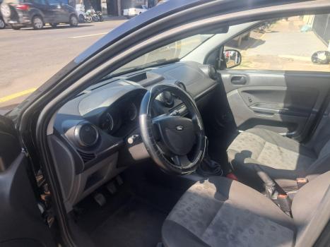 FORD Fiesta Hatch 1.0 4P FLEX, Foto 3