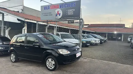 FORD Fiesta Hatch 1.0 4P, Foto 2