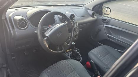FORD Fiesta Hatch 1.0 4P, Foto 4