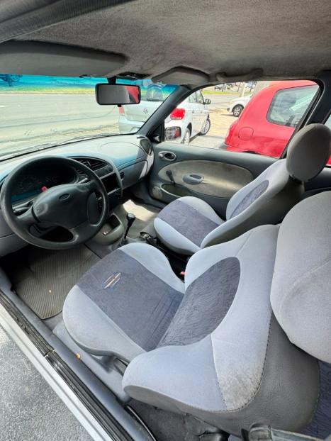 FORD Fiesta Hatch 1.0 CLASS, Foto 4