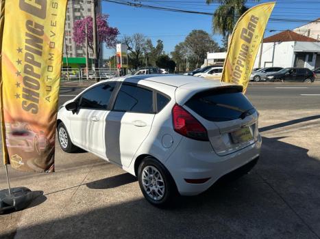 FORD Fiesta Hatch 1.5 16V 4P S FLEX, Foto 2