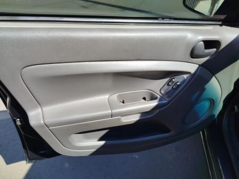 FORD Fiesta Hatch 1.0 4P, Foto 6