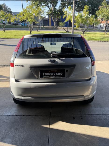 FORD Fiesta Hatch 1.0, Foto 4