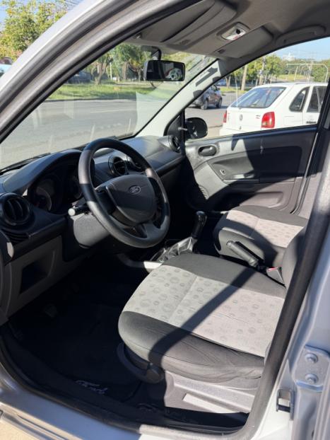 FORD Fiesta Hatch 1.0, Foto 8