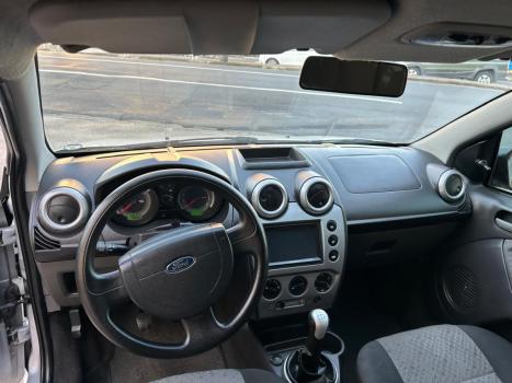 FORD Fiesta Hatch 1.6 4P FLEX, Foto 8