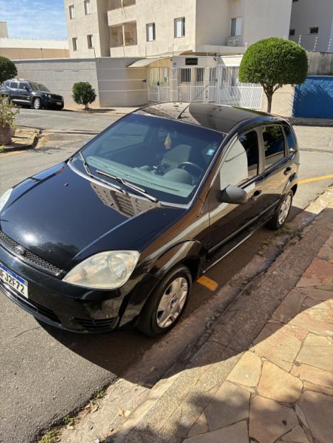 FORD Fiesta Hatch 1.6 4P, Foto 5