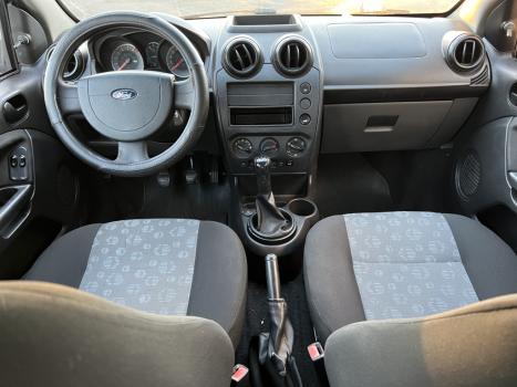 FORD Fiesta Hatch 1.6 4P FLEX, Foto 9